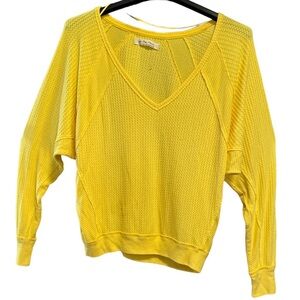 We The Free Small Oversized Yellow Waffle Weave V-neck Long Sleeved Top